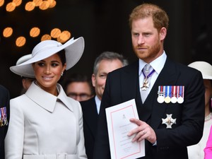 Ez nekünk fájt! Harry herceg és Meghan Markle újabb kellemetlen elutasítást kapott a királyi családtól