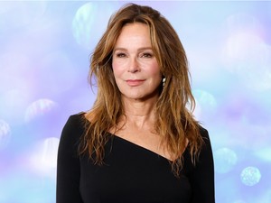 Félmeztelen fotót posztolt a 66 éves Jennifer Grey, a Dirty Dancing színésznője