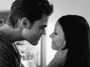 Ma új felfedezések várnak a szerelem és a szex terén - Egymondatos horoszkóp - augusztus 15. szombat