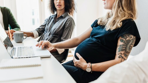 Jogod van az anyasághoz!