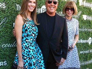 Hatalmas divattrió: Hilary Swank, Michael Kors, Anna Wintour