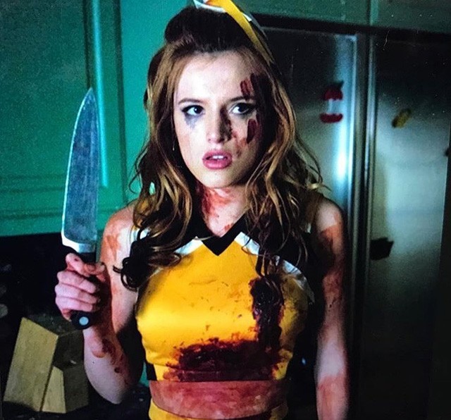 Bella Thorne új filmjében akkora Photoshop-baki van, hogy ezen röhög mindenki!