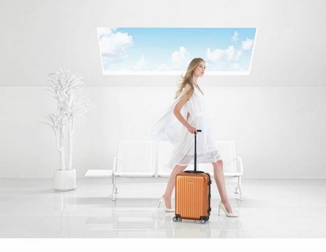 Vanessa a Rimowa világkampányában