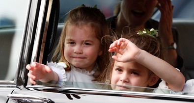 Ez a kislány ellopta a show-t a királyi esküvőn: nem fogod elhinni, kinek a lánya!