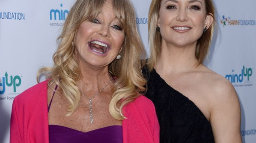 Kate Hudson egy pocsék ruhában ünnepelte az Anyák napját