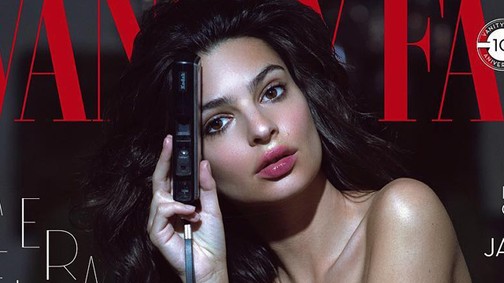 Meresztheted a szemed! Emily Ratajkowski megint ledobta a ruháit