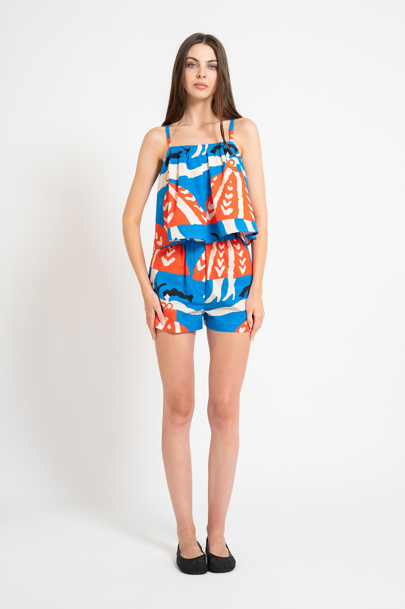 Eged Enikő illusztrációi – folklór motívumok kortárs újraértelmezésben, amelyek alapját adták a tomcsányi közös mintáinak fotó: Albert Alianna 