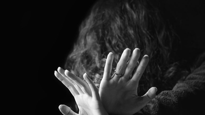 Legfrissebb adatok: Az EU-ban heti ötven nő hal meg családon belüli erőszak miatt