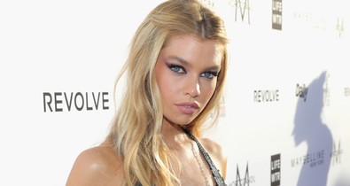 Teljesen meztelen Palvin Barbi barátnője