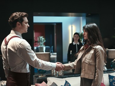 8 zseniális sorozat, amit lazán ledarálhatsz a téli szünetben