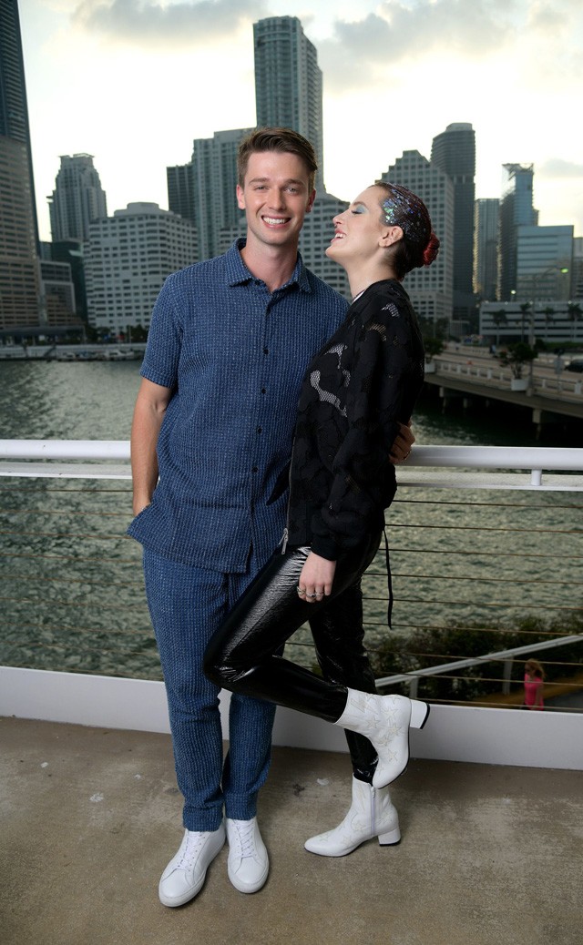 Bella Thorne és Patrick Schwarzenegger