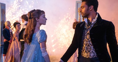 A Bridgerton színésznője, Phoebe Dynevor nem akárkivel jött össze