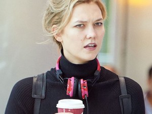 Ilyen kis sápadt smink nélkül a modellsztár