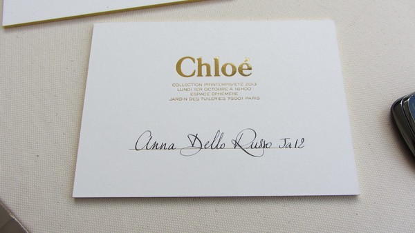 Nicsak, kirevár ez a szék!?