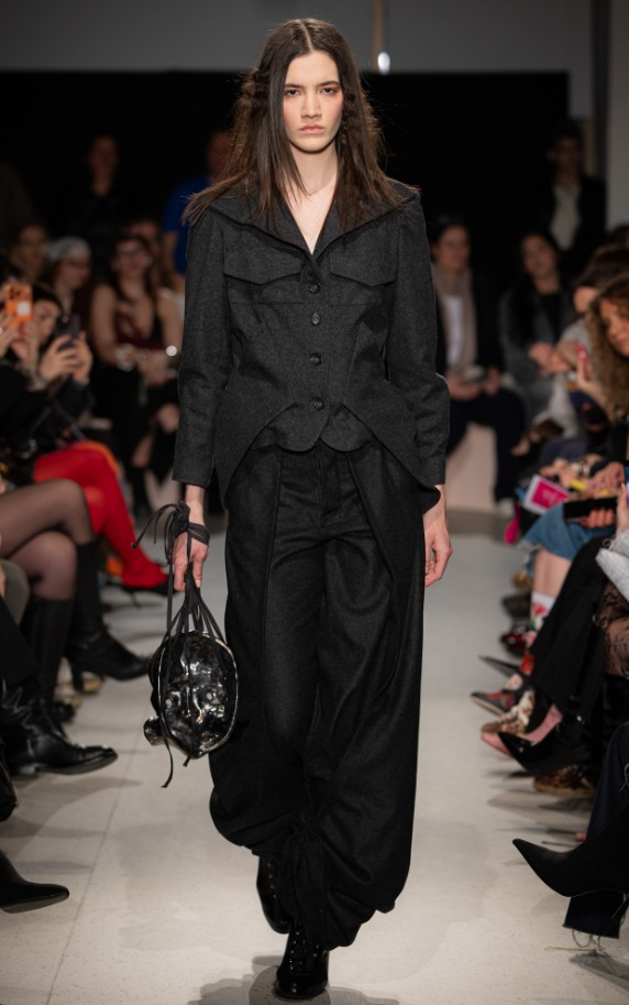  VALENTIN SZARVAS 2026-2027 ősz/tél