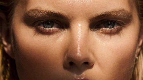 Önkielégítés a divatfotón - a topmodell forró magazinja