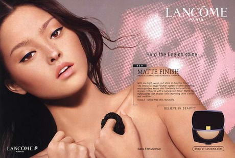 Devon a 2000-es évek elején egy Lancome hirdetésben.