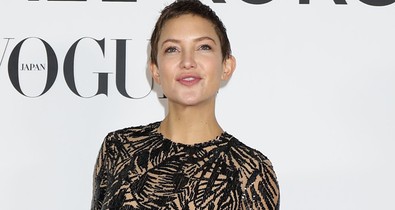 Kate Hudson próbál nagyon szexi lenni, de csak őrületes cuki lesz