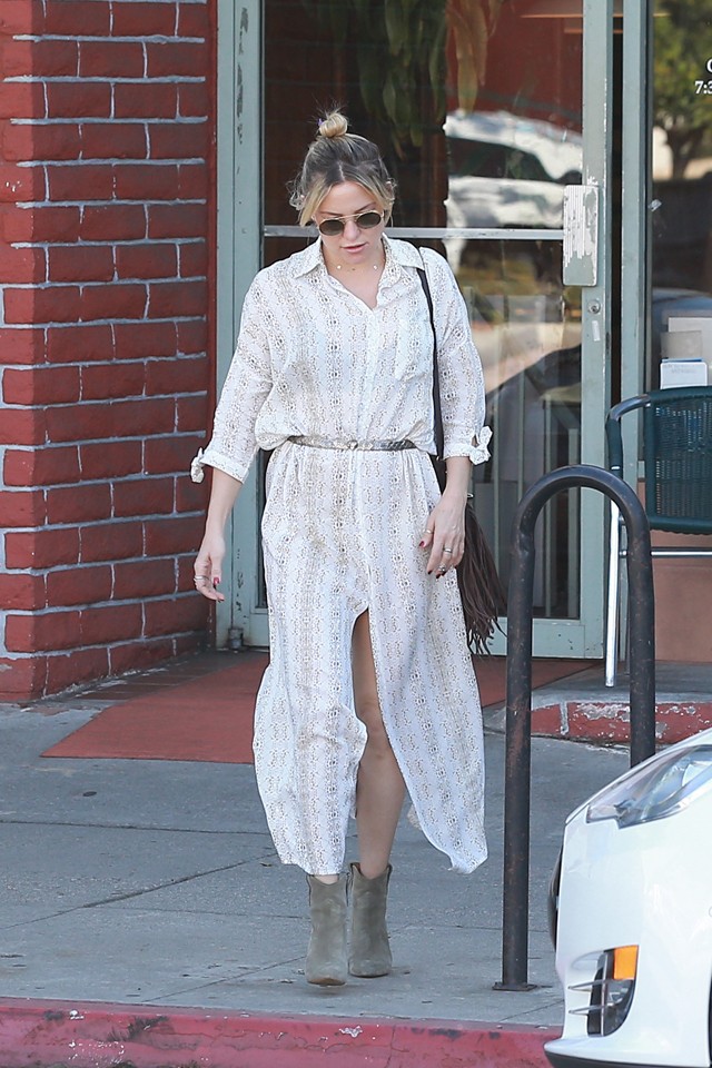 kate hudson, goldie hawn, kurt russel, thanksgiving, kate hudson stilusa