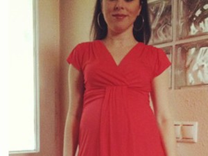 Kozma Orsi ruhájának színe minket is feldob!