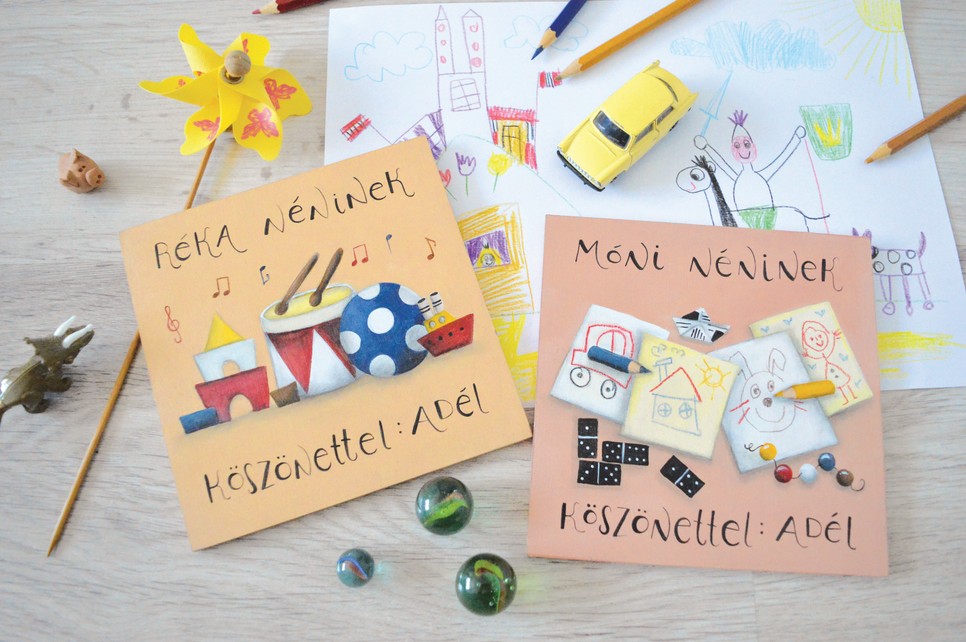 Így születik portréból egyedi, szívből jövő ajándék, ami téged is elvarázsol – interjú Pernyész Dóra grafikussal