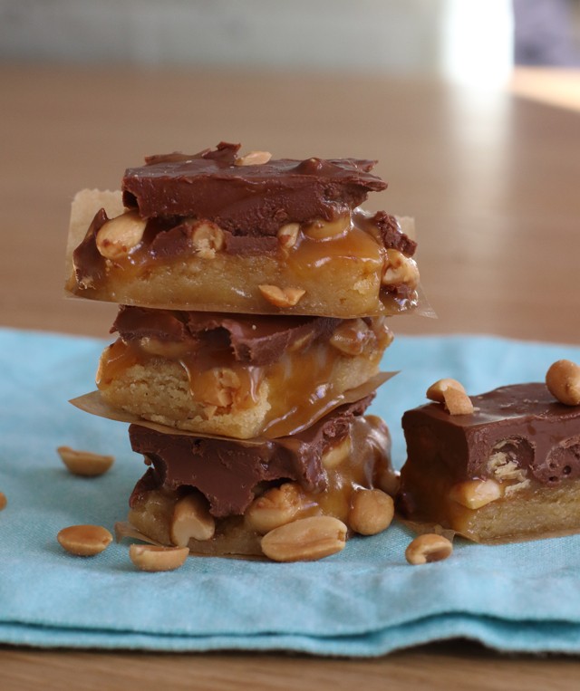 Indítsd a hétvégét ezzel a szuper csokis Snickers-recepttel!