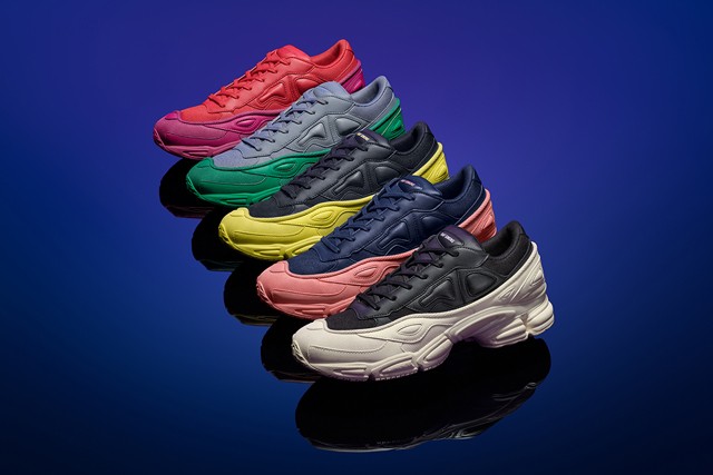 Végre! Megérkeztek a Adidas x Raf Simons modellek a Footshop üzleteibe!