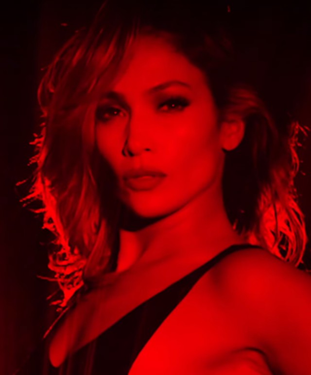 Kitalálod mijét mutogatja Jennifer Lopez őrülten szexi klipjében?