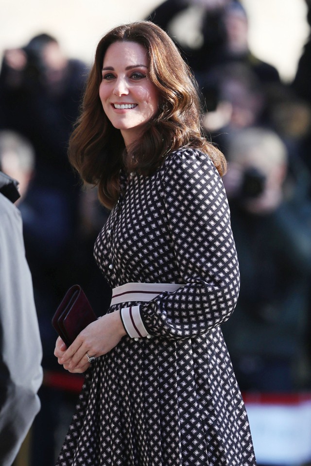 Kate Middleton terhes