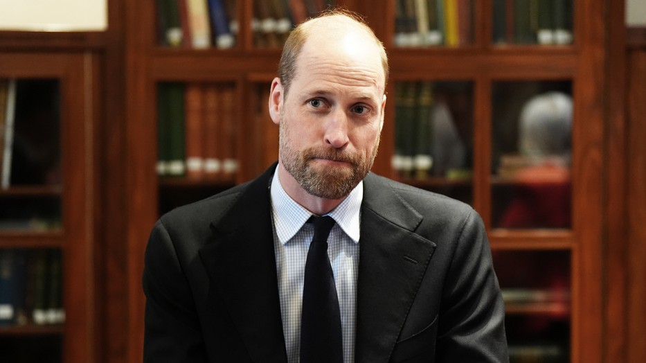 Vilmos herceg személyes útkeresését és későbbi uralkodására való felkészülését mutatja ez a lépés