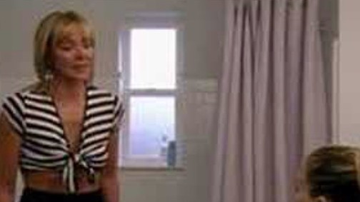 Nők, akik intimszőr-beültetést kérnek