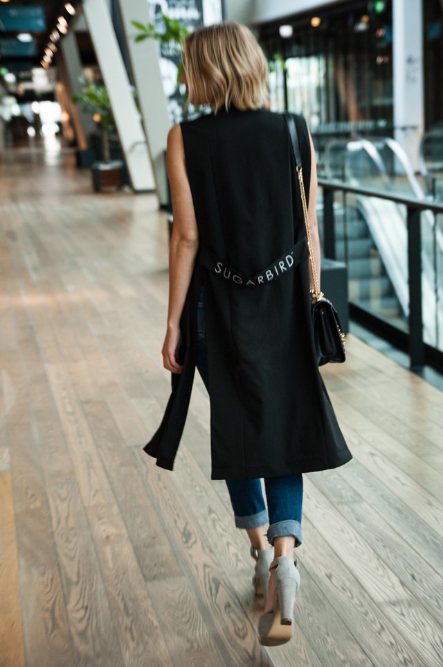 Ilyen csinos, de kényelmes szettben intézi ma az ügyeit Foczkó Dalma