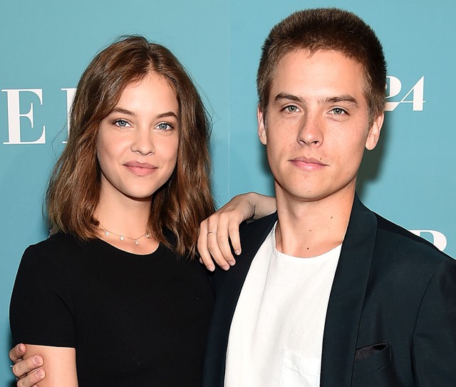 Palvin Barbi a legegyszerűbb szettben is ragyog a vörös szőnyegen Dylan mellett