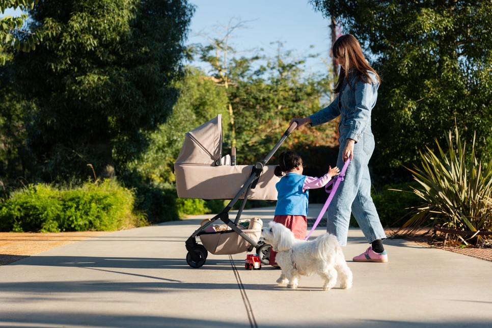 A Joolz a fenntarthatóságra is nagy hangsúlyt fektet: újrahasznosított PET-palackokból készült.