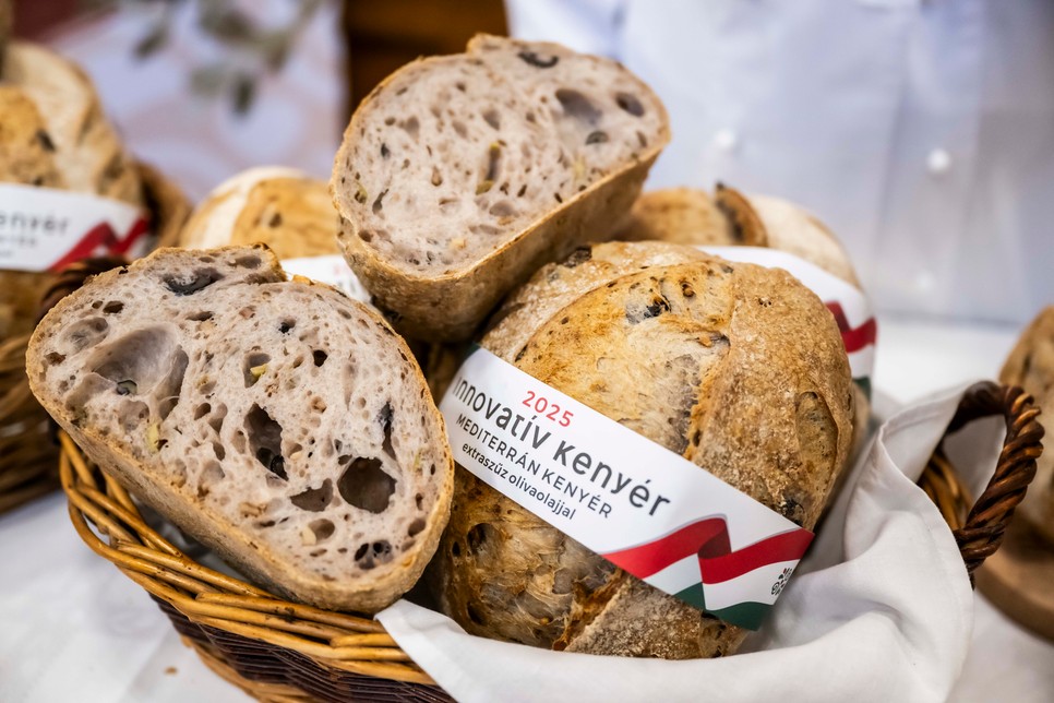 Az ünneplők megkóstolhatják az év innovatív kenyerét, a Mediterrán kenyeret