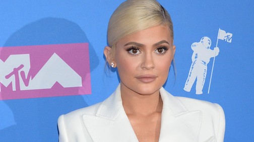 Kylie Jenner pink csizmája hatalmas trend: mutatjuk, hol szerezheted meg olcsón