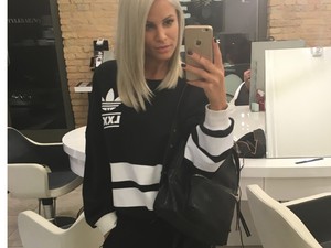 Charlize Theron fodrászánál Metzker Viki