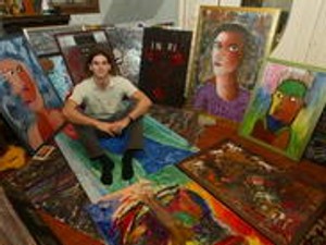 Dob, úszik, festeget