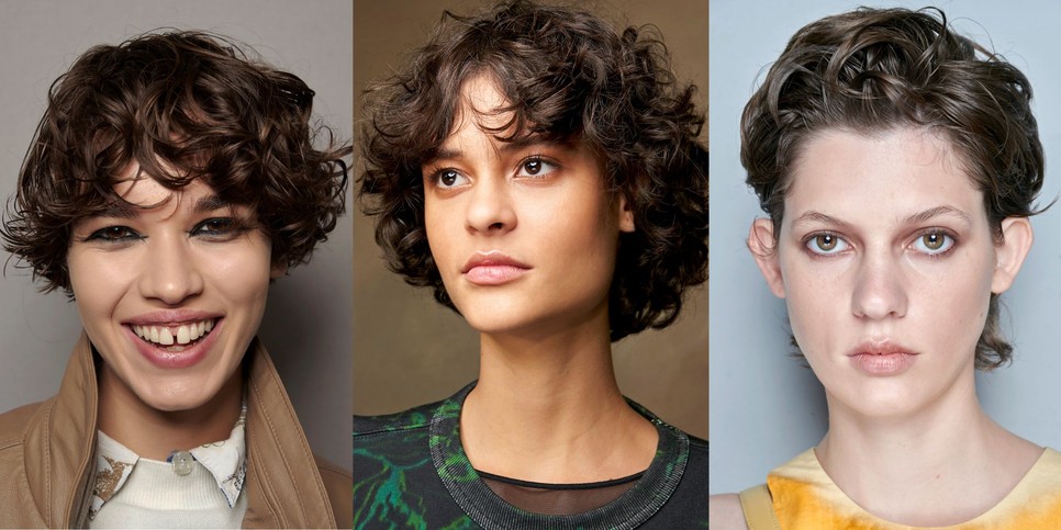 A göndör vagy hullámos fürtök remekül passzolnak az alkalomhoz