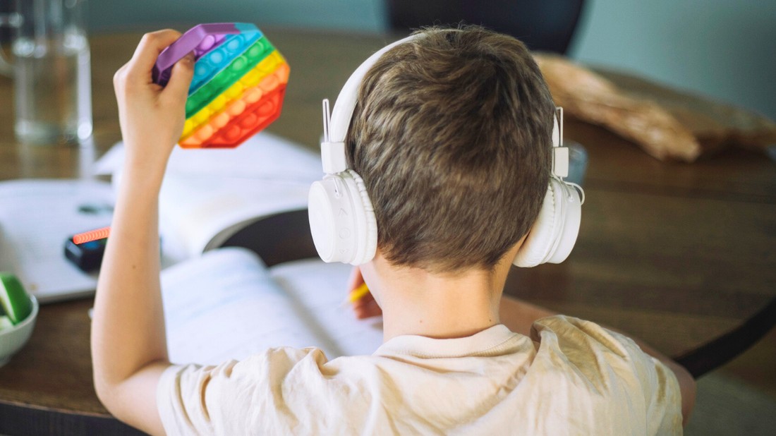 Becslések szerint közel százezer ember él Magyarországon autizmussal