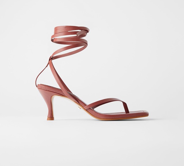 Bőr magas sarkú szandál ZARA 17 995 Ft