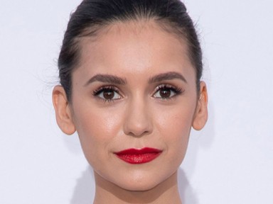 Nina Dobrev tényleg MINDENBEN ultradögös