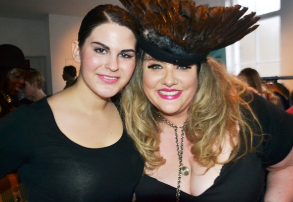 Press Day, Velvet d Amourral