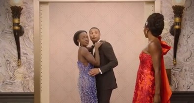 A Golden Globe liftjében volt a legnagyobb buli: zseniális videók kedvenc sztárjainkról