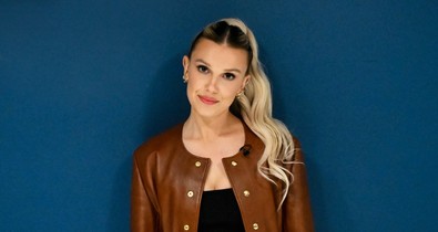 Mintha kicserélték volna: Lenyűgöző fotósorozaton szerepel Millie Bobby Brown, a Stranger Things színésznője