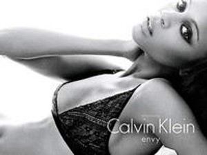 Neytiri csábító teste!