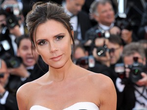 Így lett Victoria Beckham pophercegnőből stílusnagykövet, majd sikeres divattervező
