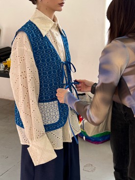 Divat, ami nem csak jól áll, hanem jól is esik – a tudatos választás varázsa