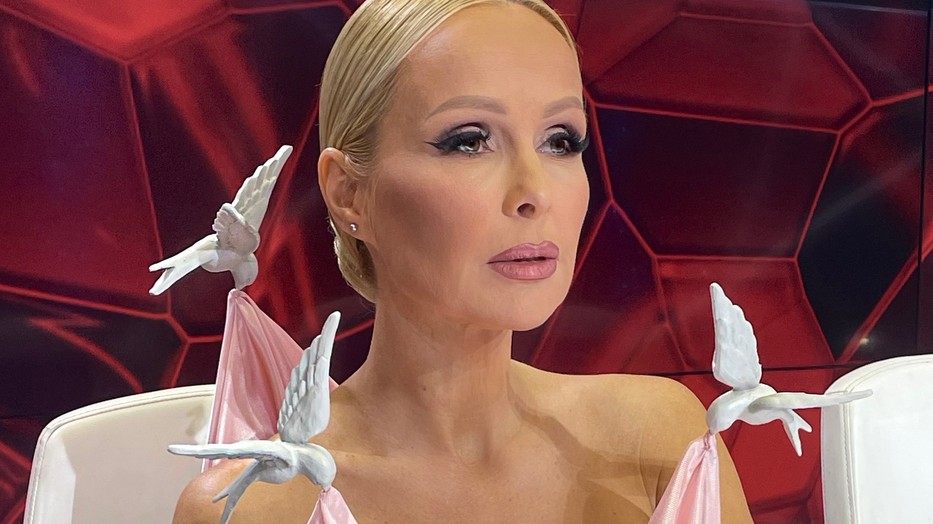 Köllő Babett bálituhája a Hamupipőke mesét idézi