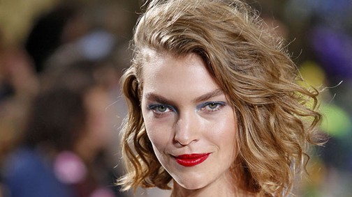 2017 újra a göndör haj éve lesz!